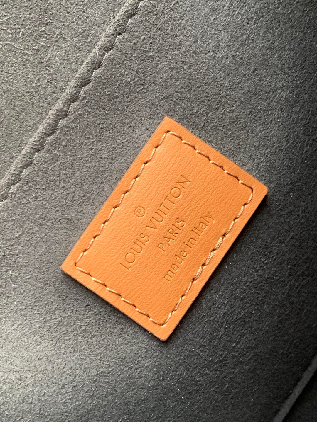 Louis Vuitton Dauphine 手袋