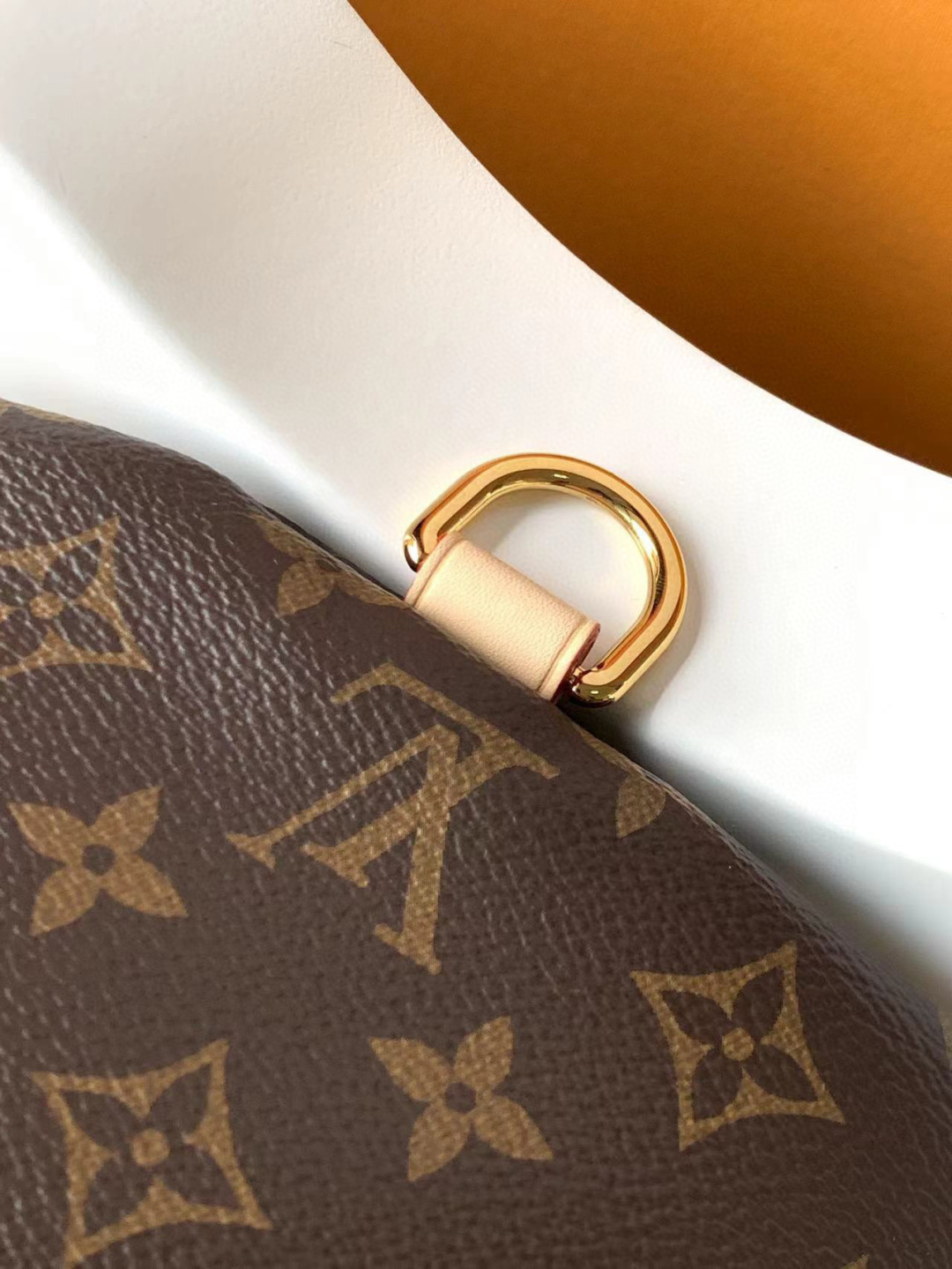 Louis Vuitton BUMBAG 腰包