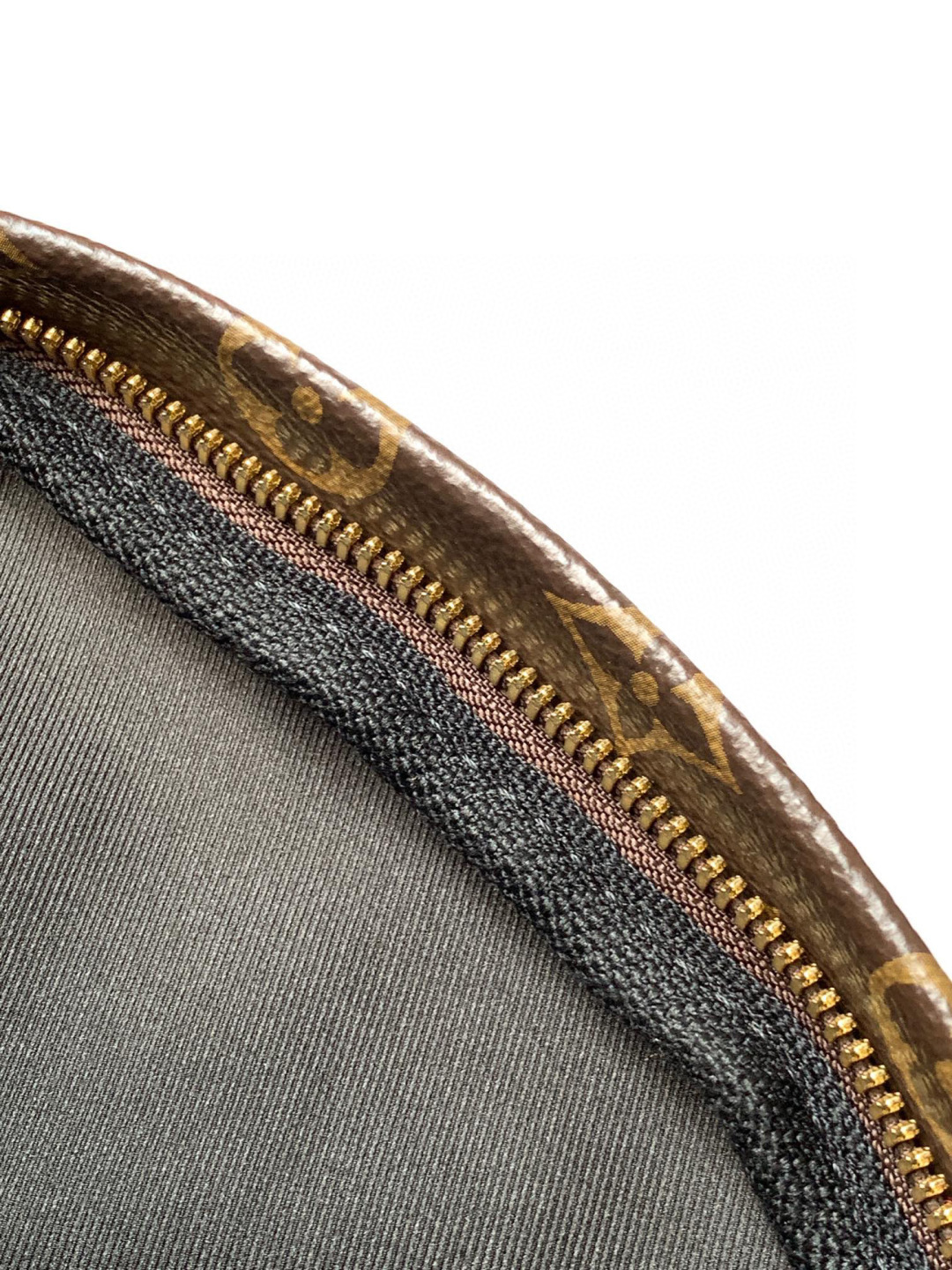 Louis Vuitton BUMBAG 腰包