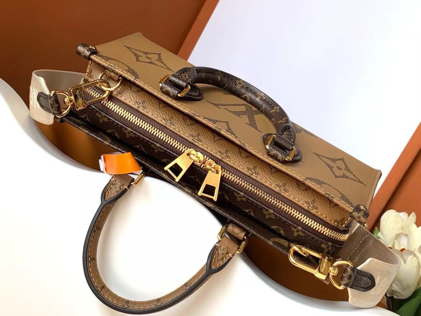 Louis Vuitton OnTheGo 托特包
