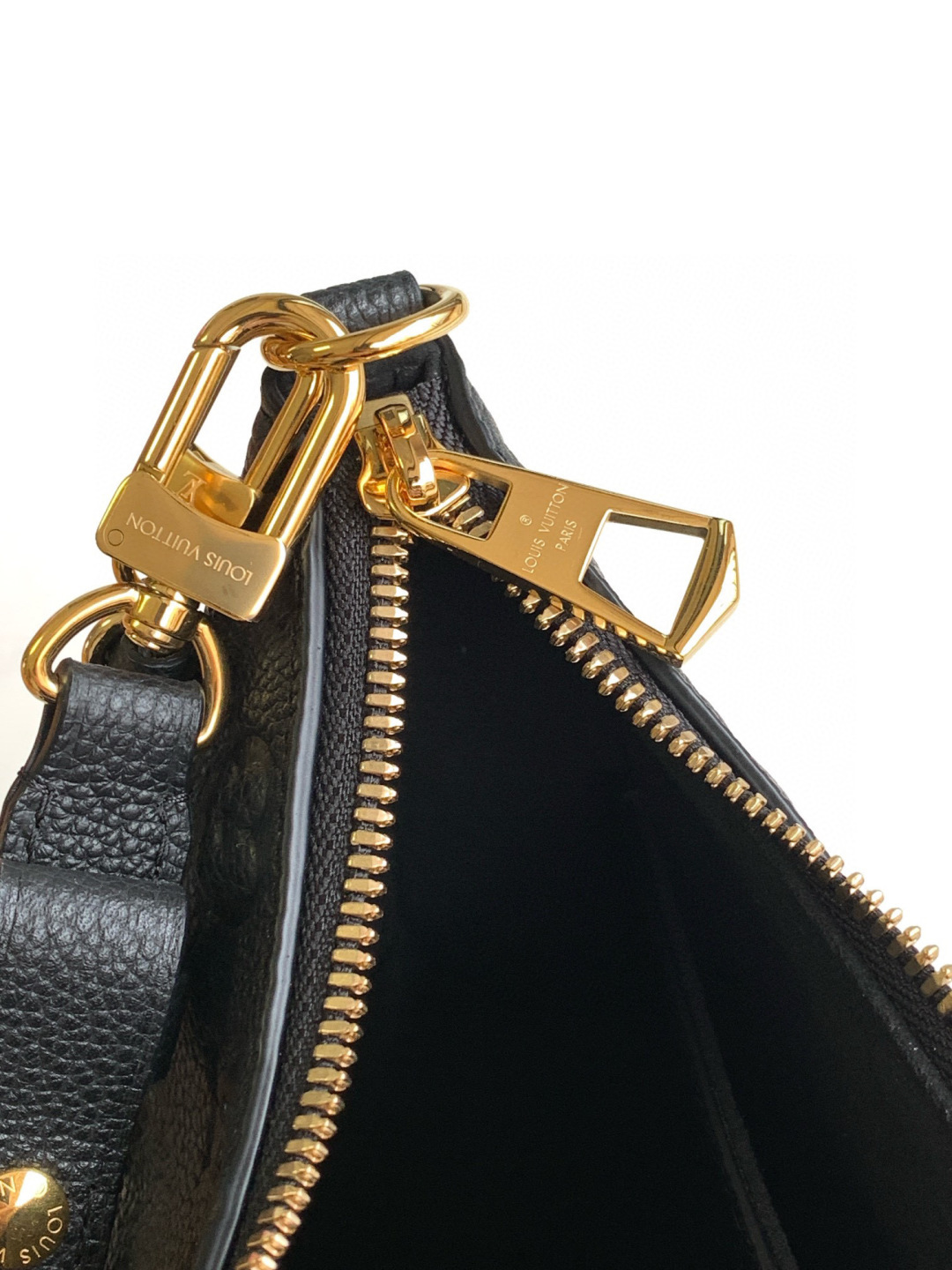 Louis Vuitton 全钢 M12930特正版（动态码）品质提升． 同步 动态电子芯片、礼品袋、保护纸