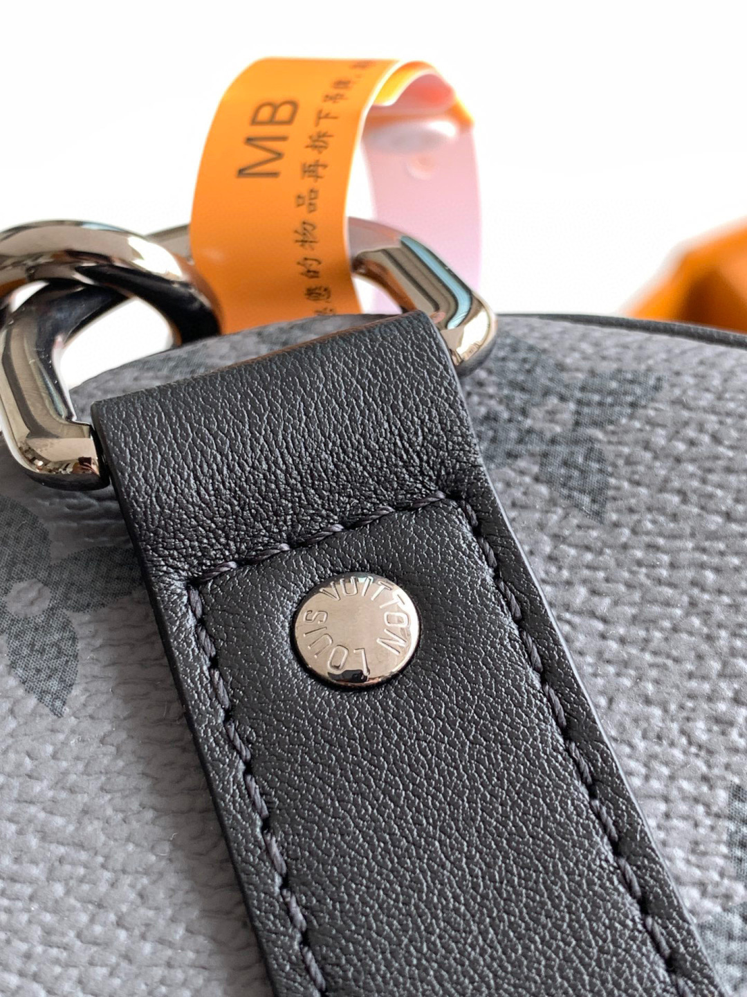 Louis Vuitton 全钢五金 M46655 皮料是