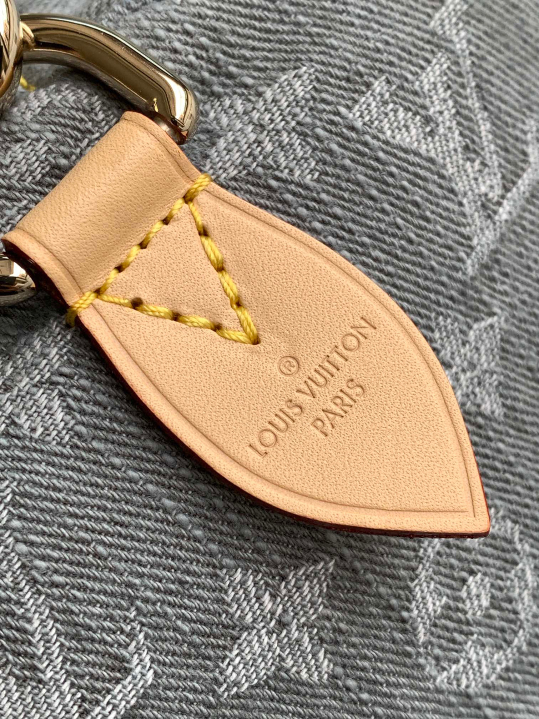 Unknown MB牛仔布