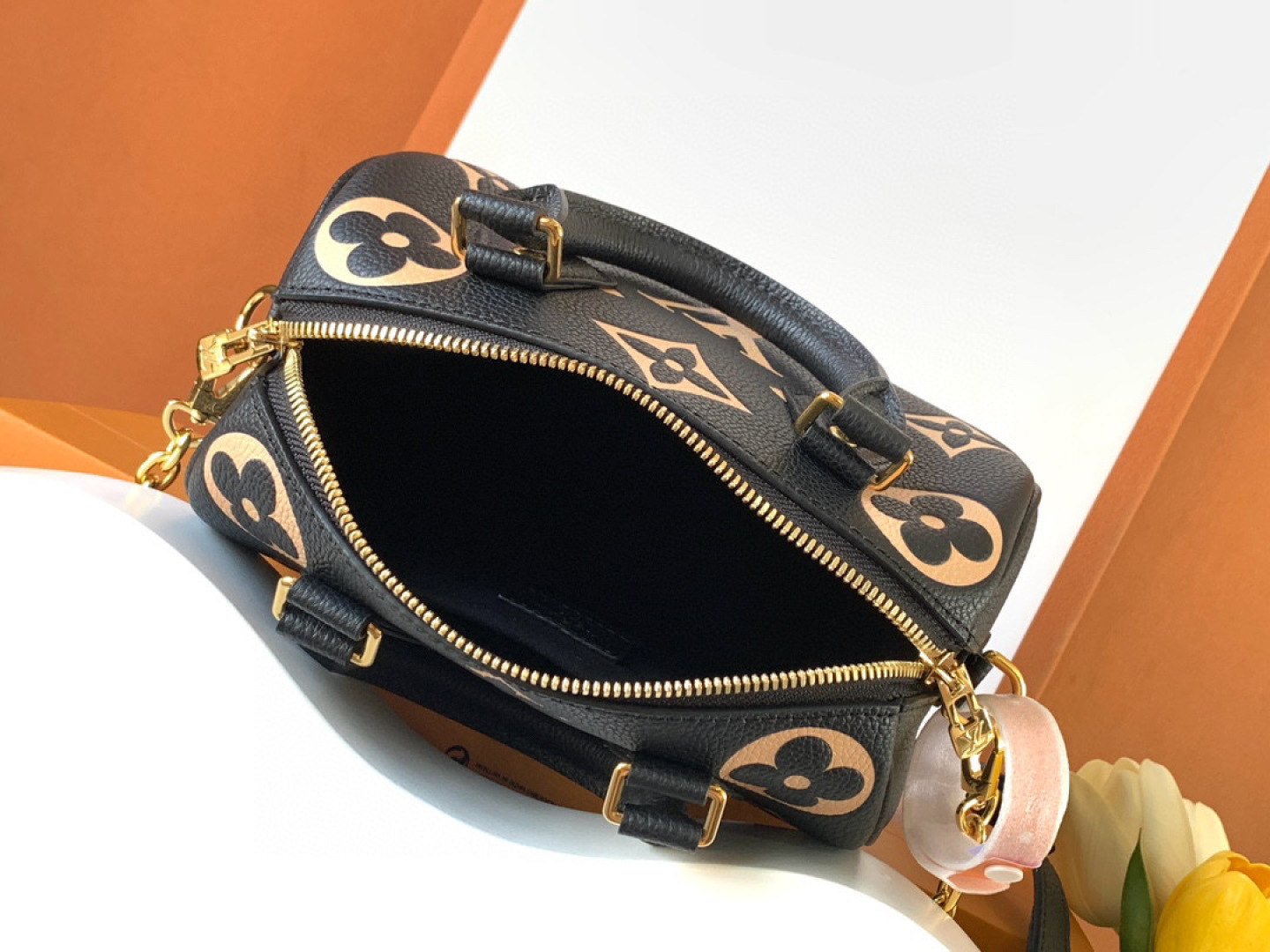 Louis Vuitton 动态变码芯片