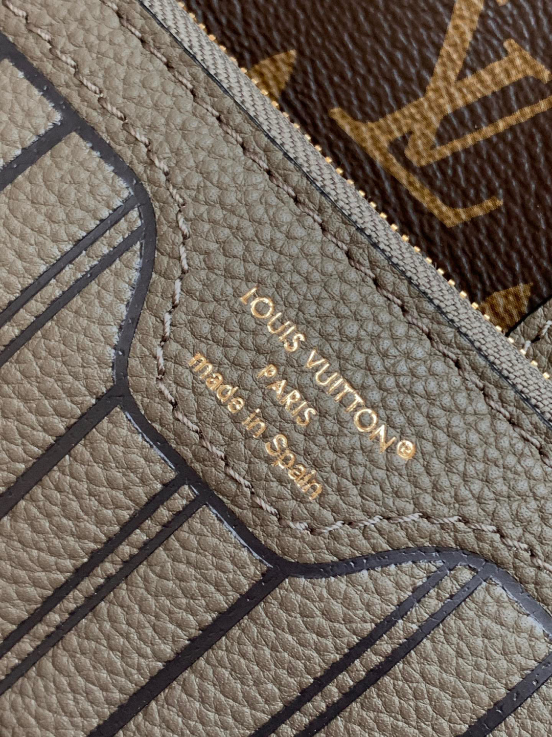 Louis Vuitton 动态变码芯片