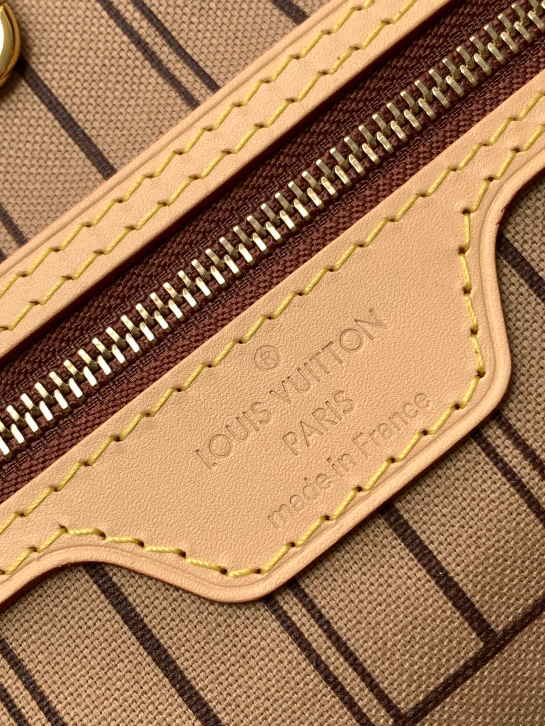 Louis Vuitton Neverfull 中号手袋