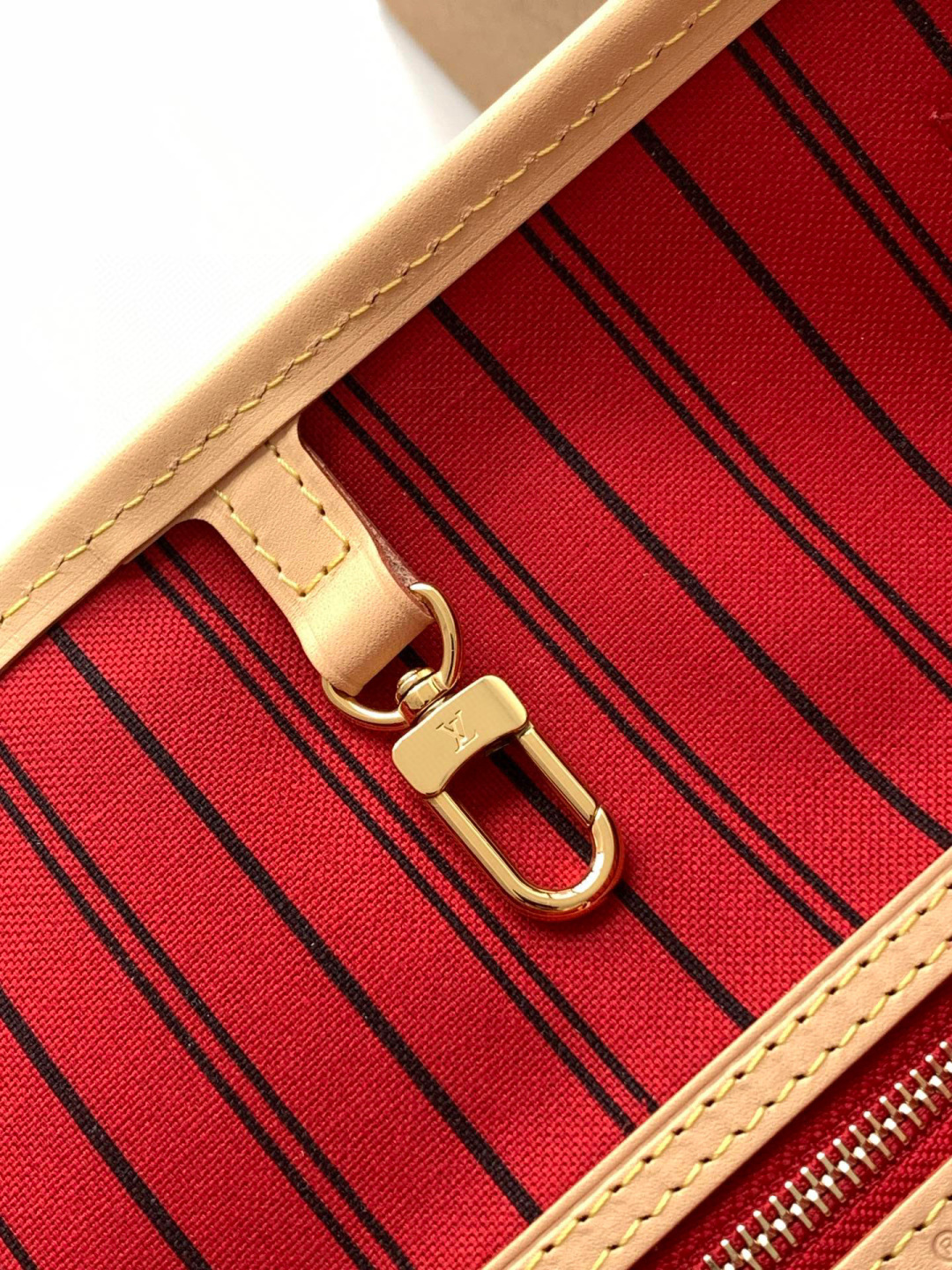 Louis Vuitton Neverfull 中号手袋