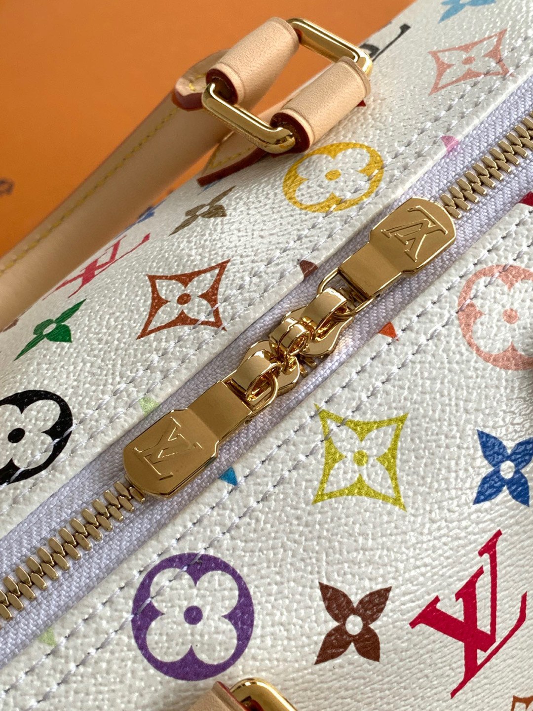 Louis Vuitton 全钢 M13085 本款Speedy