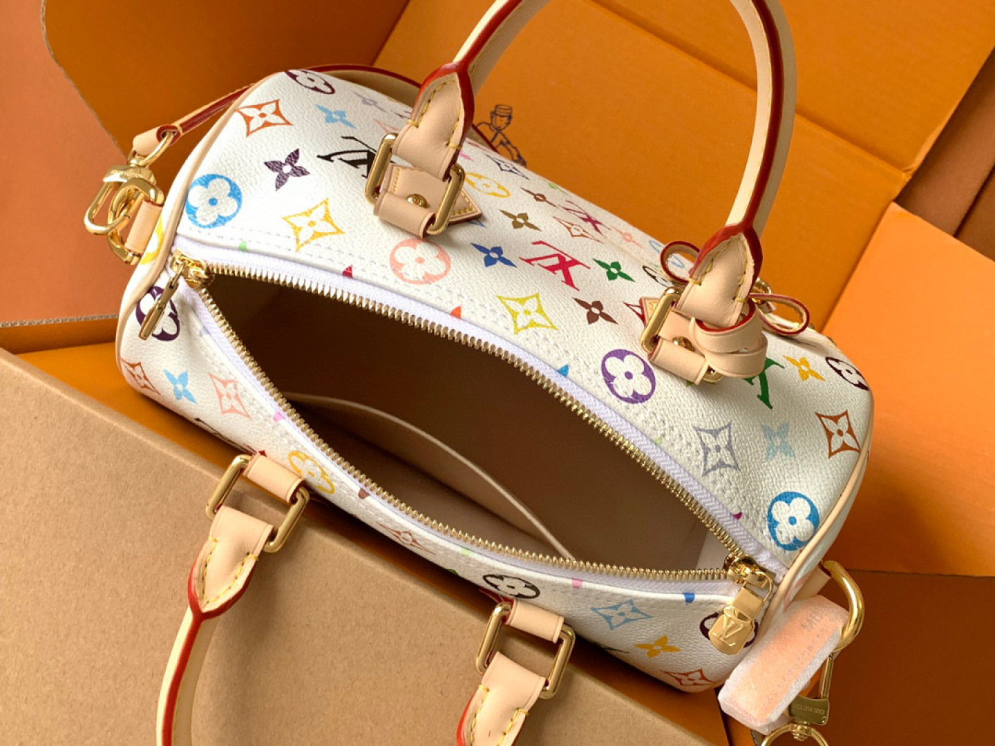 Louis Vuitton 全钢 M13085 本款Speedy
