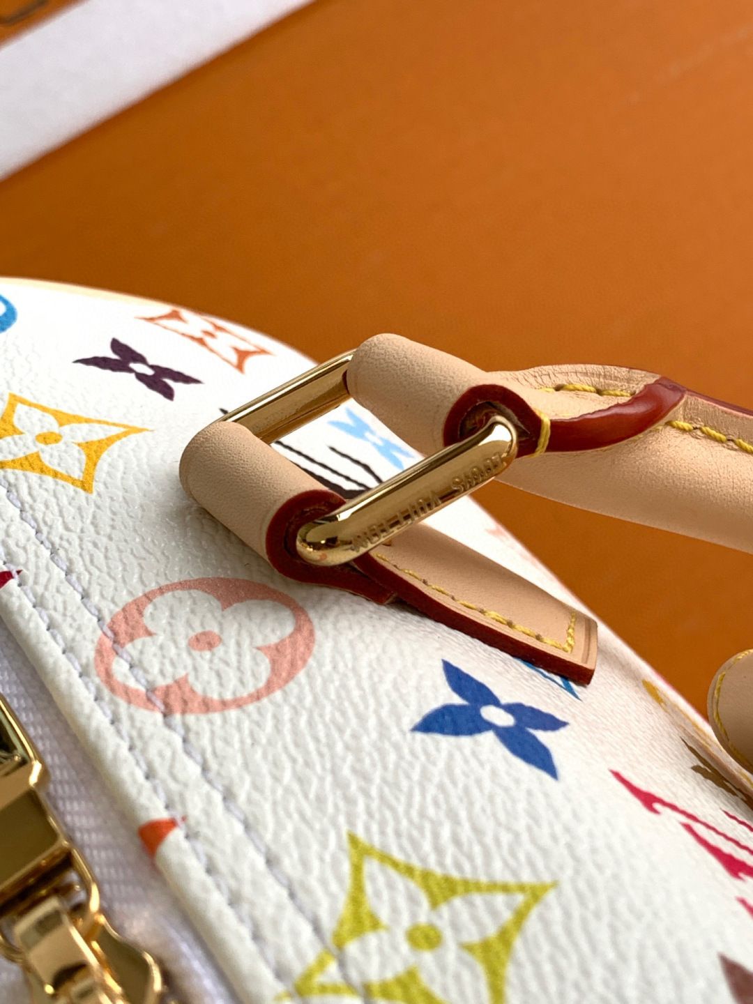 Louis Vuitton 全钢 M13085 本款Speedy
