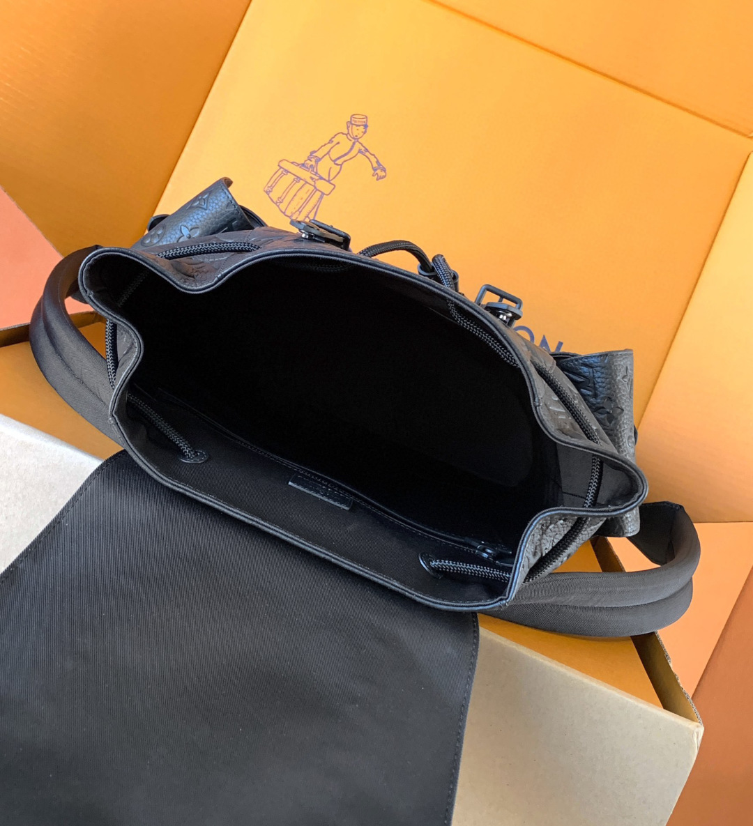 Givenchy 全套免税包装 M55699 全皮