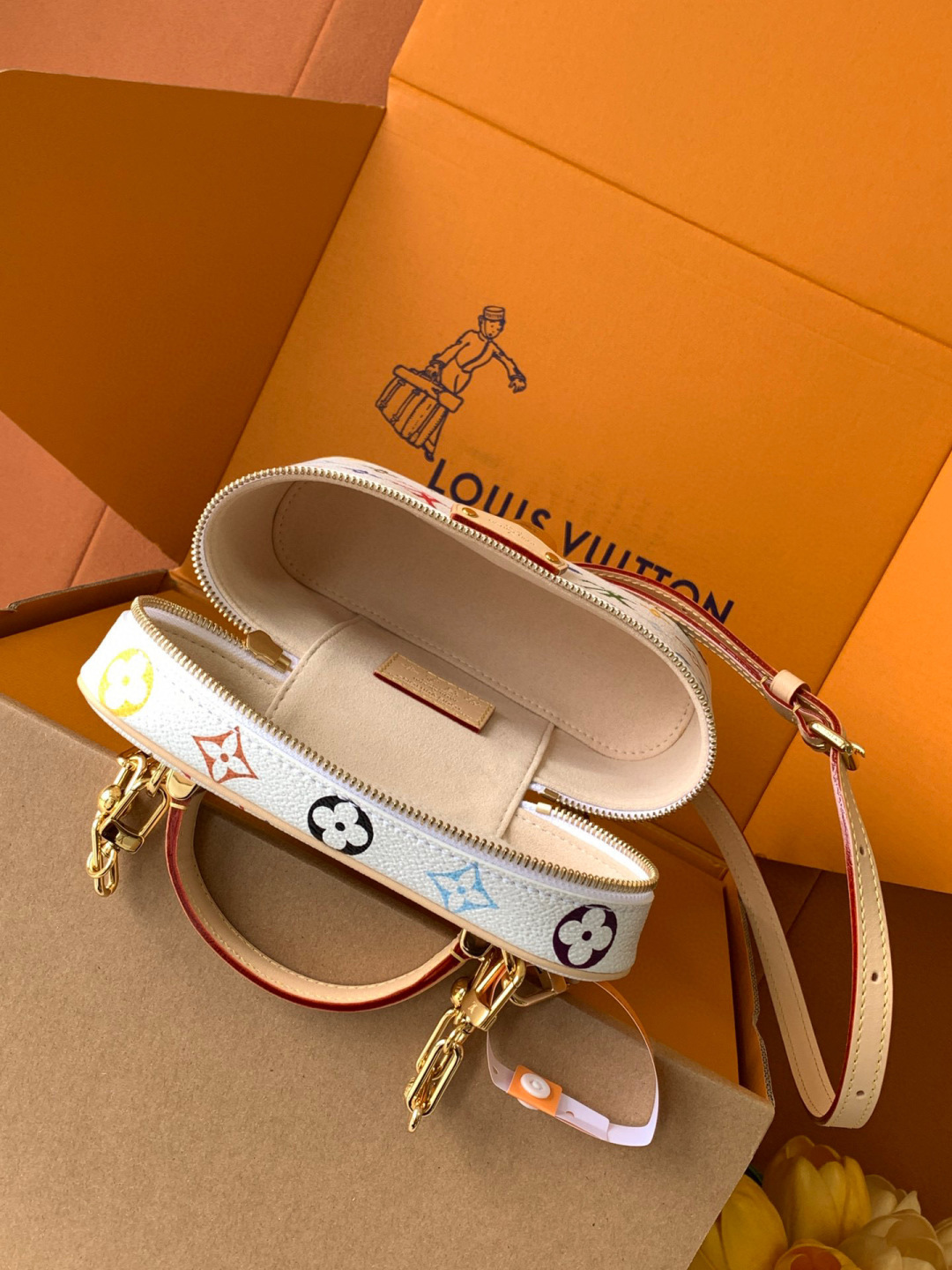 Louis Vuitton 全钢 163首发型号：M13662私品（163动态UID ）进口菱形面料 品质第九次升级
