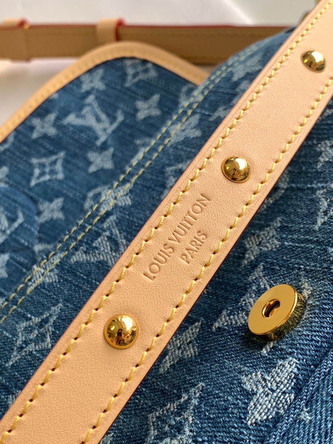 Louis Vuitton MB163c芯片版
