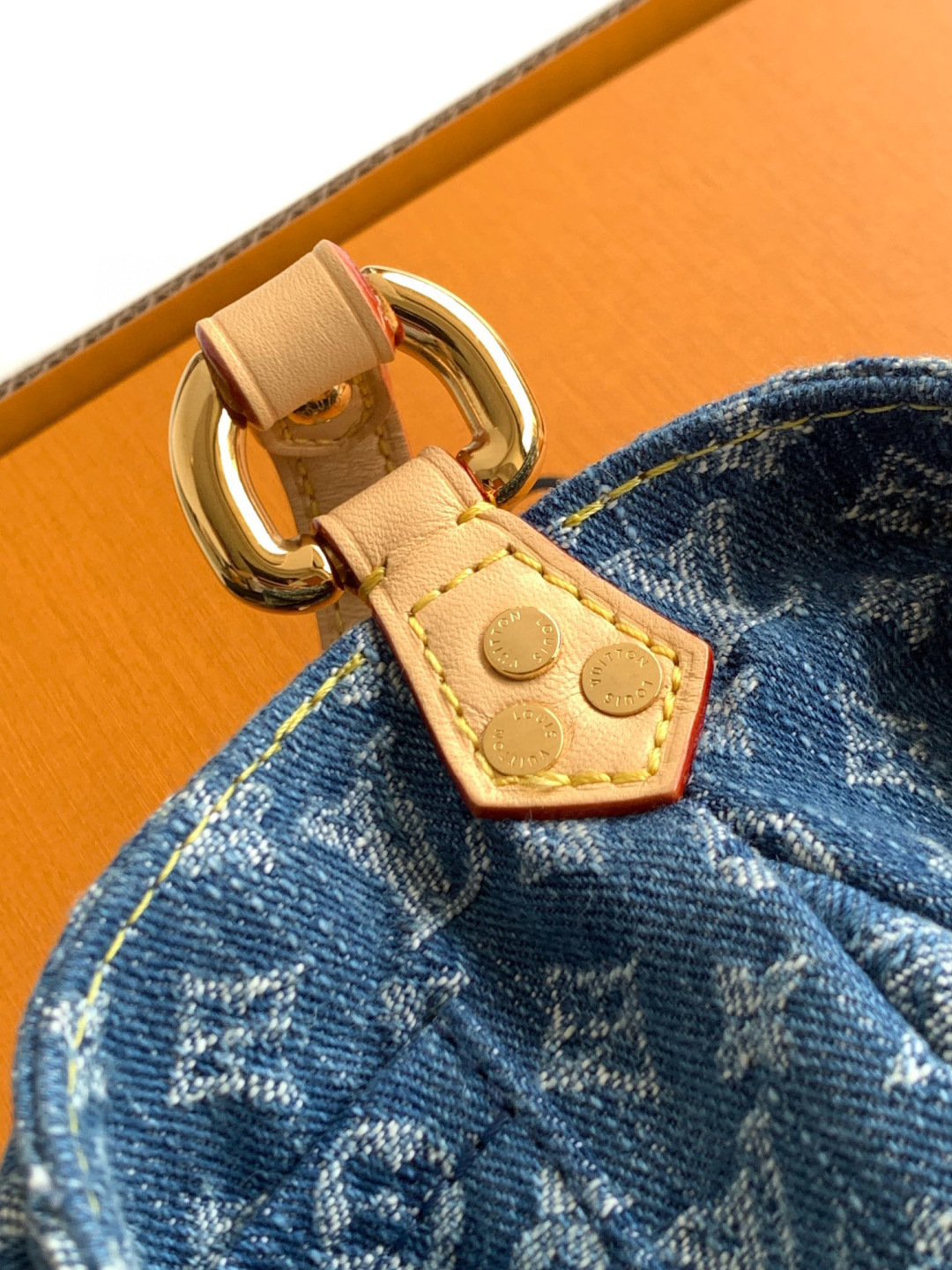 Louis Vuitton MB163c芯片版