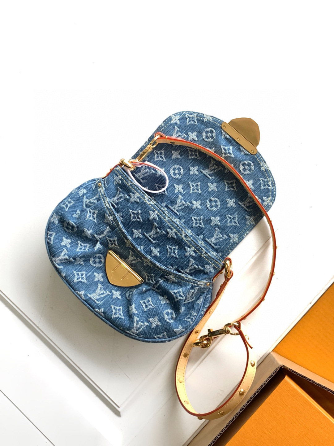 Louis Vuitton MB163c芯片版