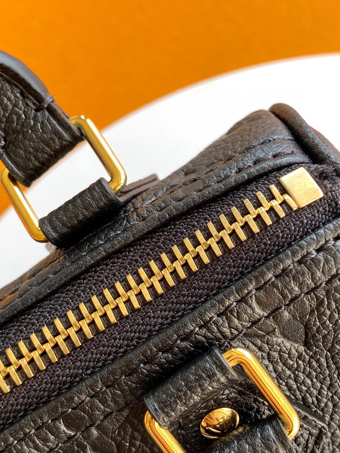 Louis Vuitton MB