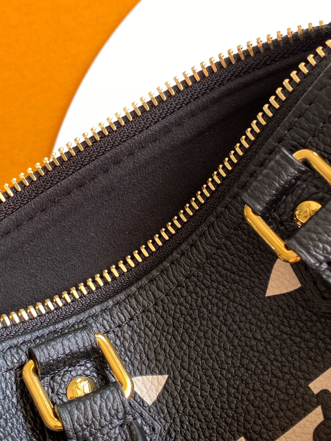 Louis Vuitton MB