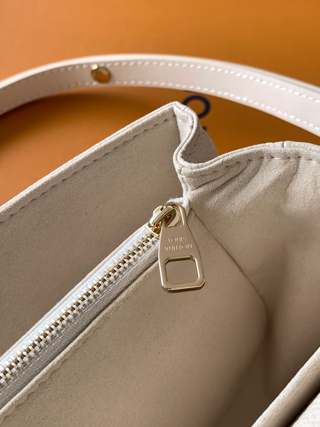 Louis Vuitton MB163c芯片版