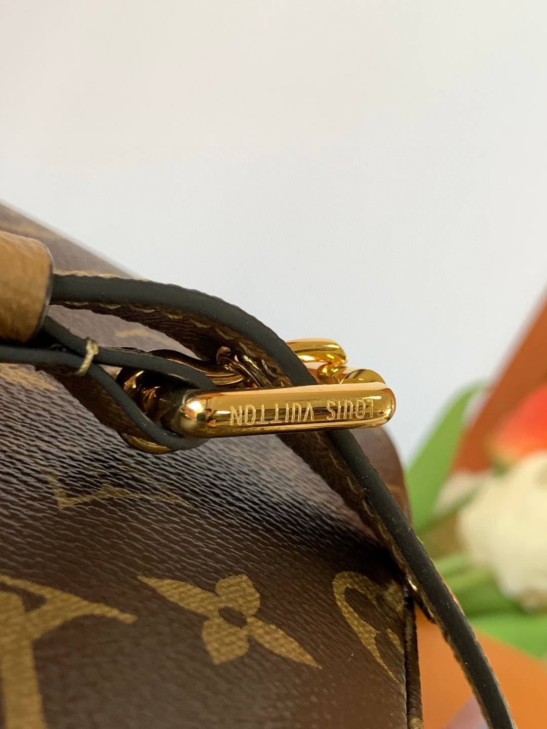 Louis Vuitton 邮差包Pochette Métis 手袋