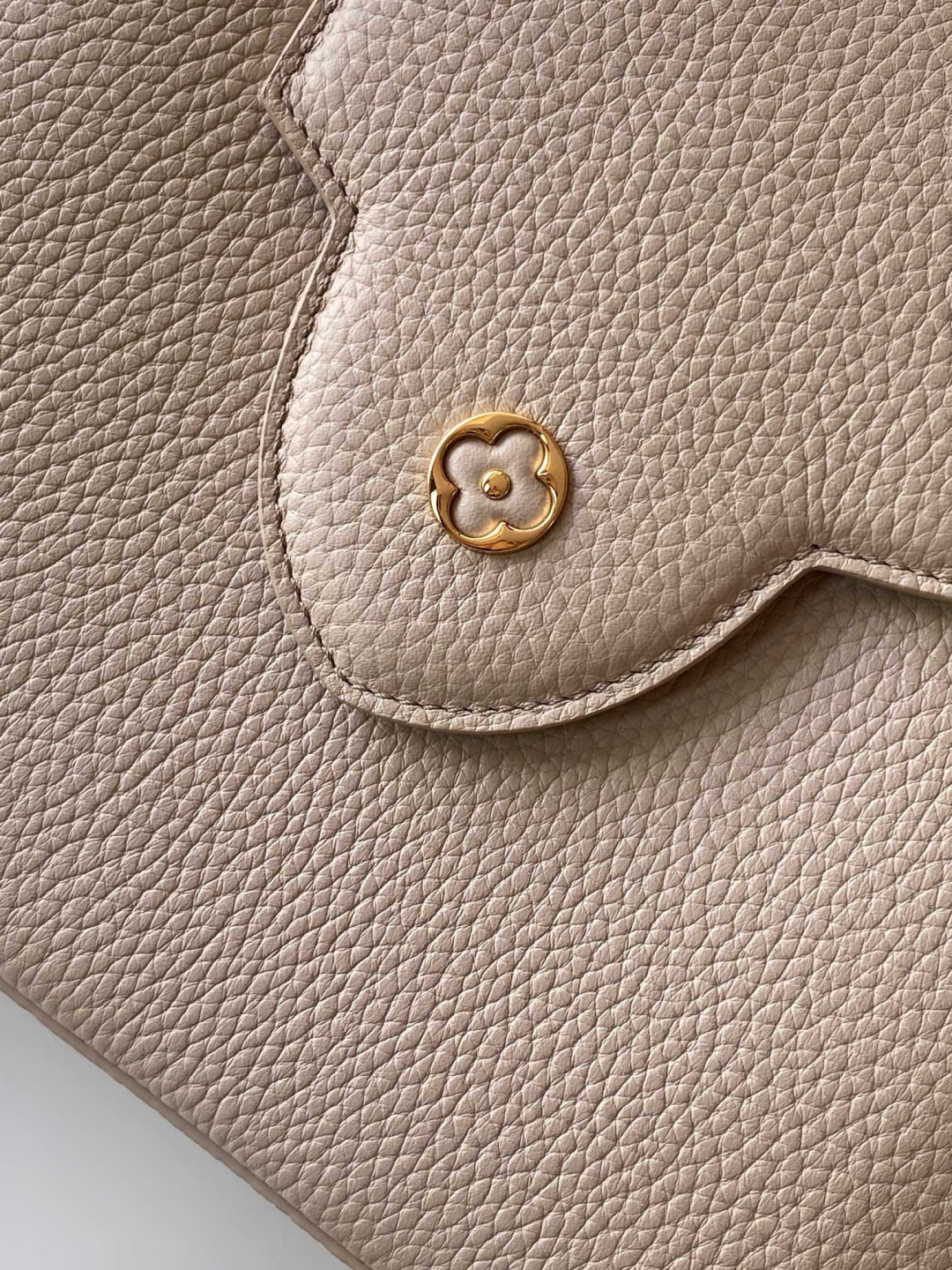 Louis Vuitton MB新版芯片