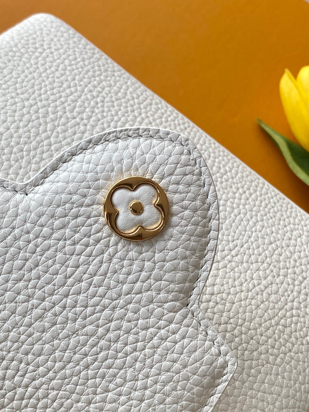 Louis Vuitton N85515 全钢 进口牛皮白配亮光蟒蛇金动态163 2024 夏季款 Capucines 迷你手袋取材 Taurillon 进口牛皮革