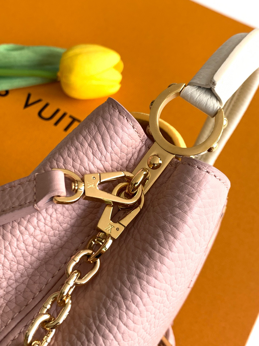 Louis Vuitton 全钢五金 M20845进口牛皮西柚粉配蛋黄金卉三拼