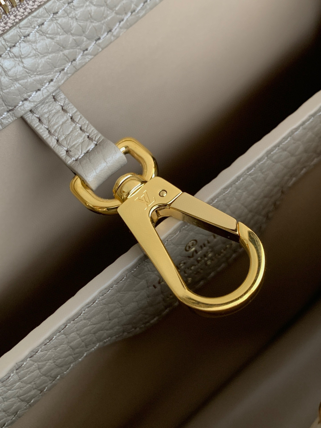 Fendi 全钢 N80071进口牛皮灰配蟒蛇金扣