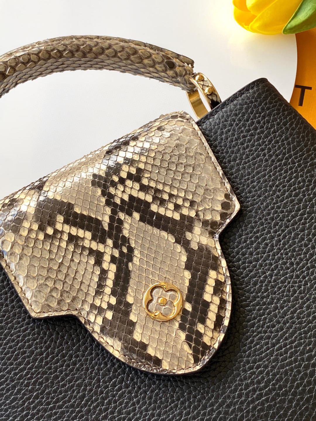 Louis Vuitton 全钢 N80071进口牛皮黑配蟒蛇金扣