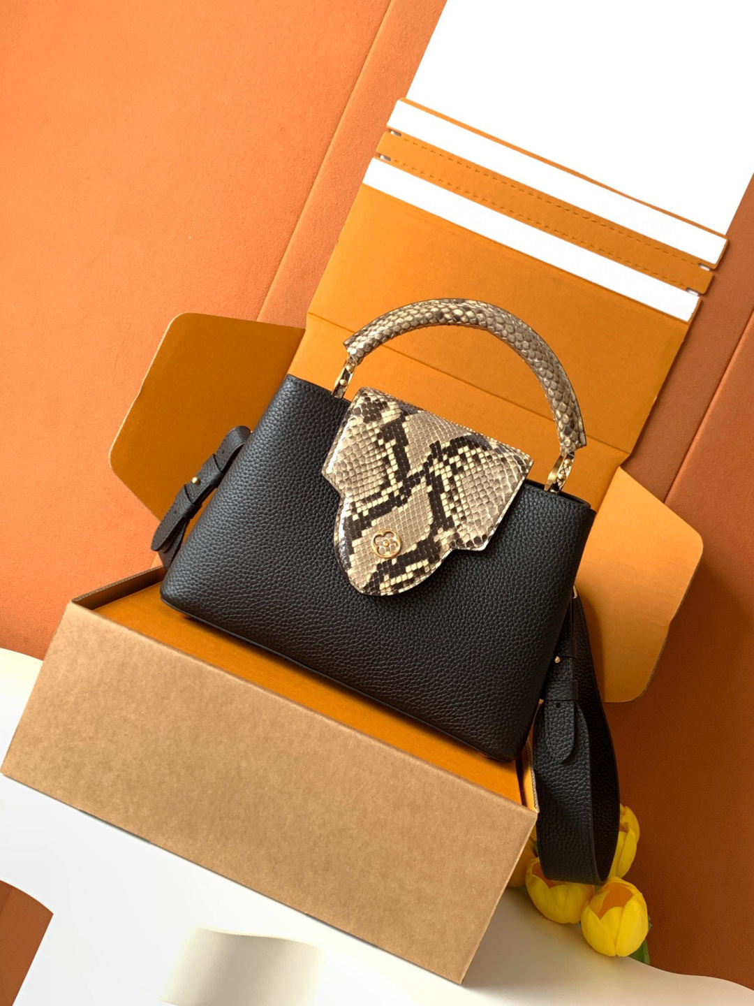 Louis Vuitton 全钢 N80071进口牛皮黑配蟒蛇金扣