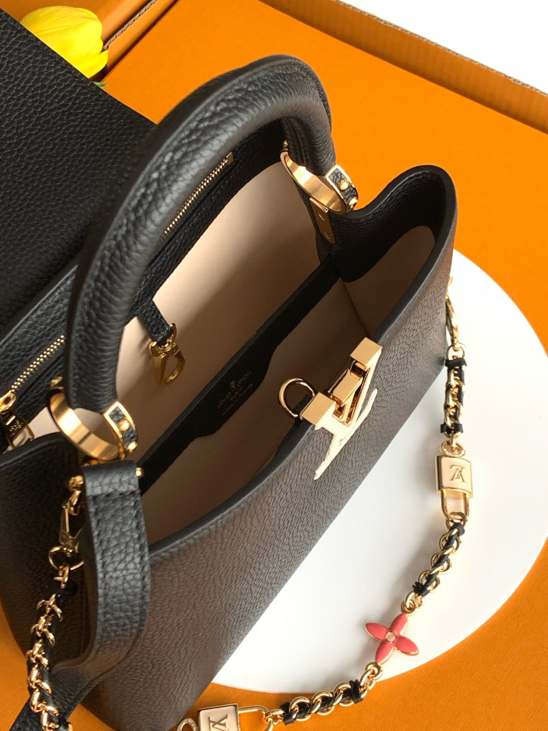 Louis Vuitton 动态芯片版 全钢进口牛皮 M23950黑色配白色金升级版五金