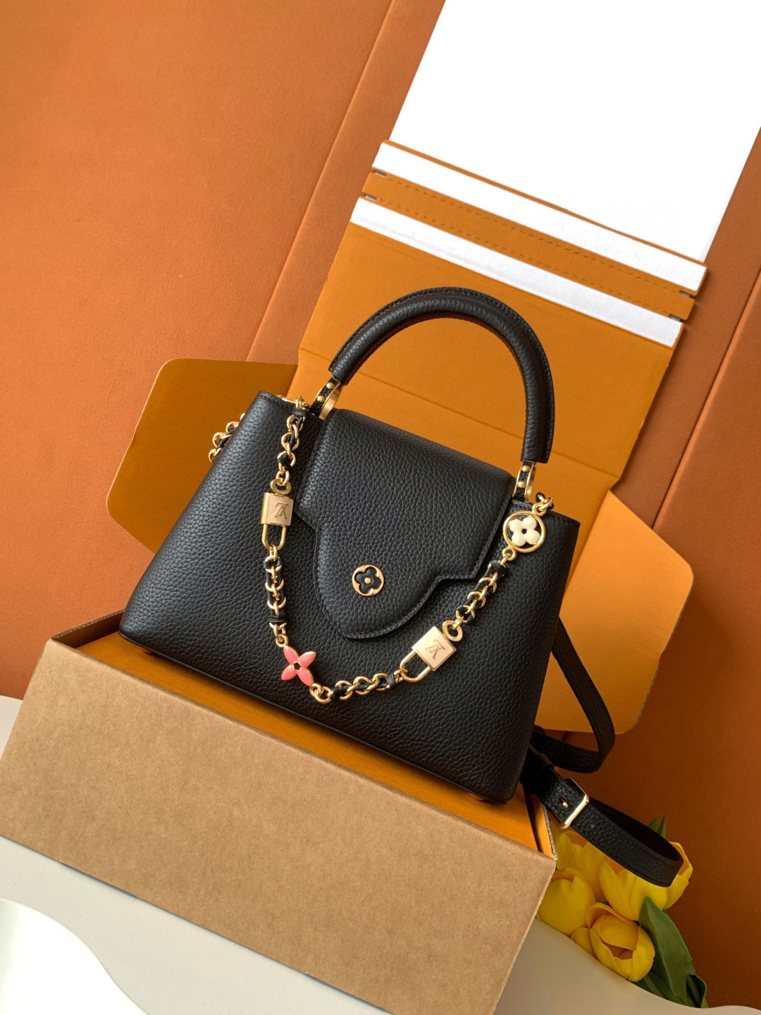 Louis Vuitton 动态芯片版 全钢进口牛皮 M23950黑色配白色金升级版五金