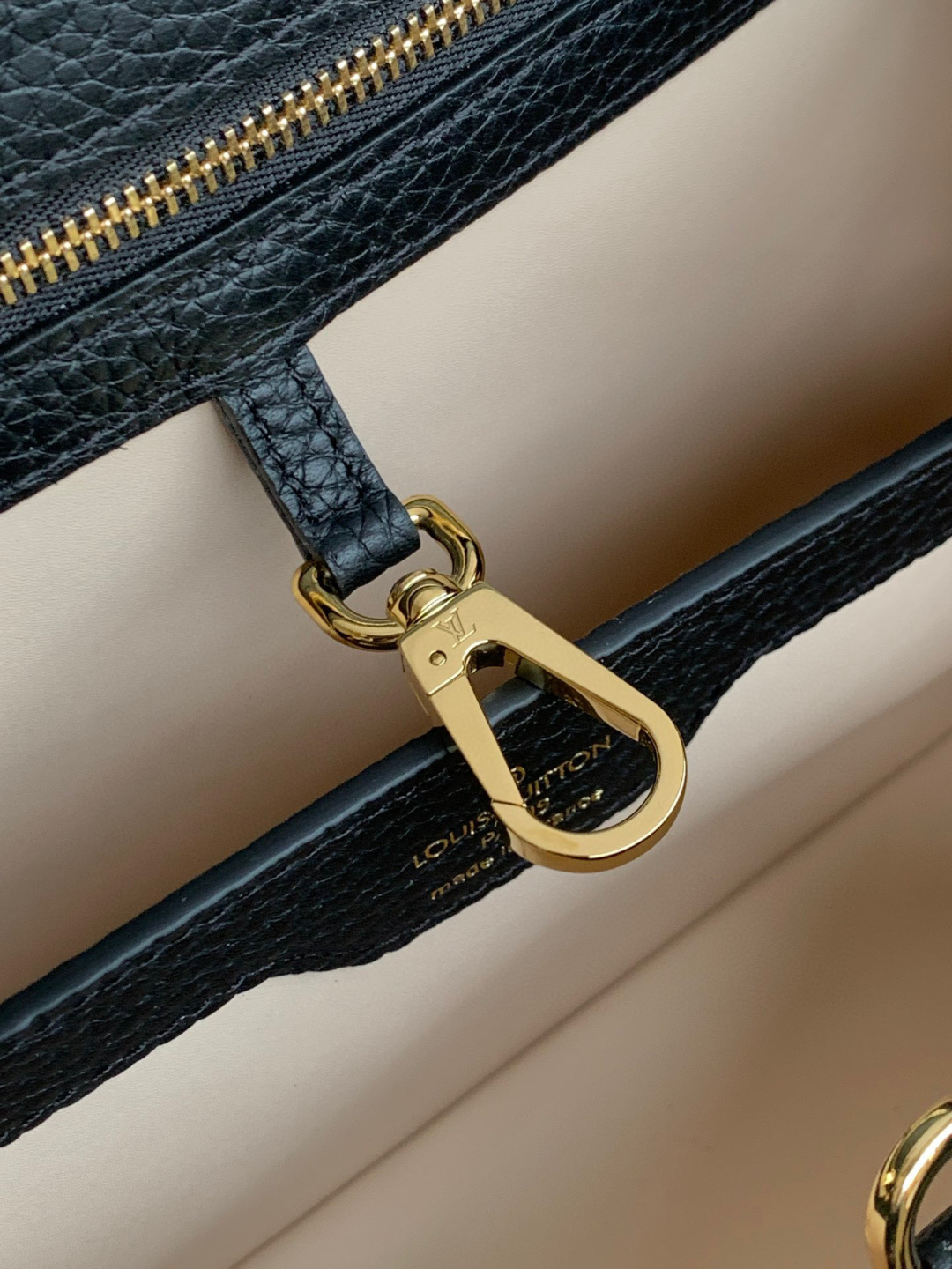 Louis Vuitton 动态芯片版 全钢进口牛皮 M23950黑色配白色金升级版五金