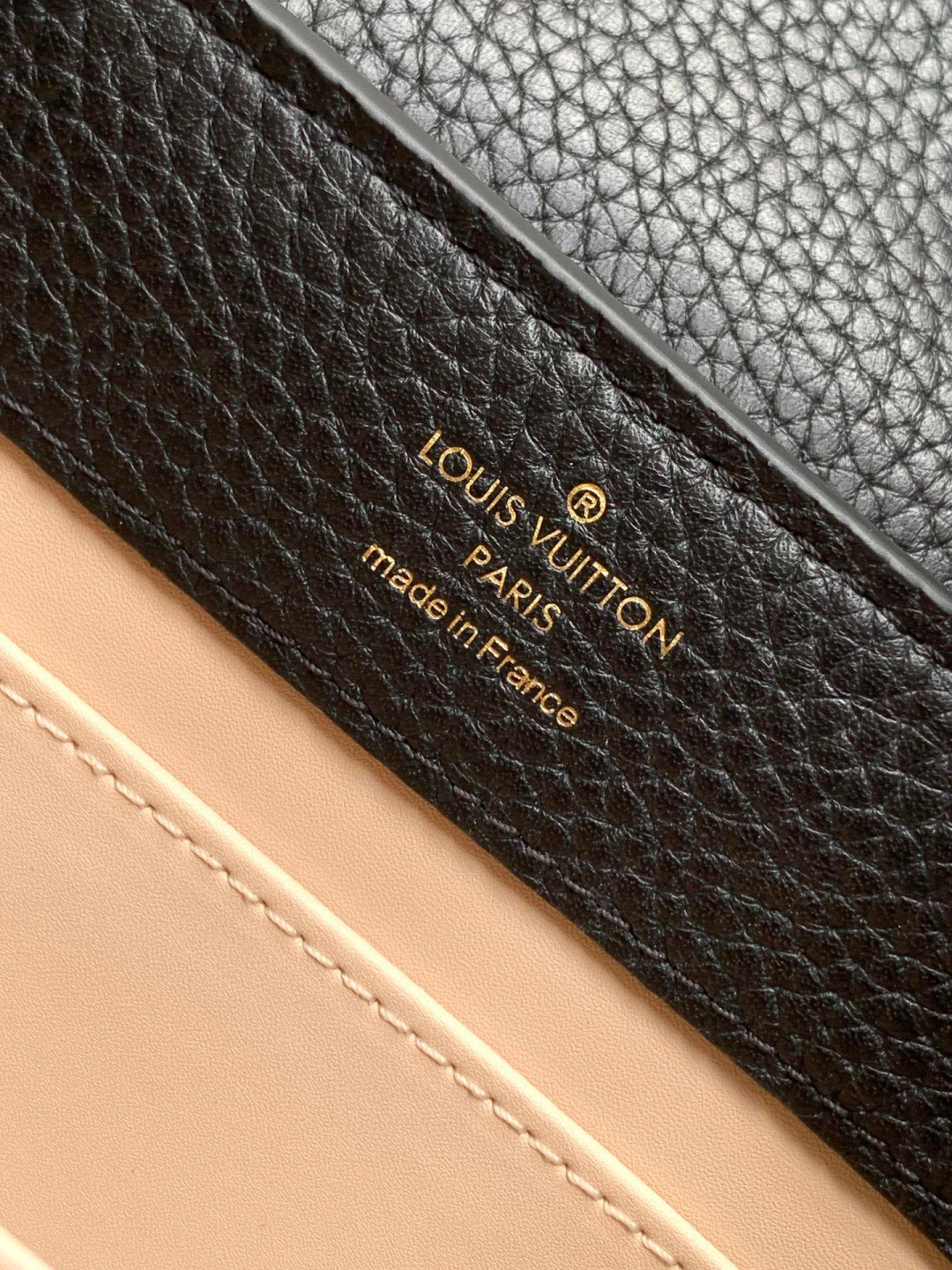 Louis Vuitton 全钢（163C芯片版）【进口牛皮 M23951黑色金】Capucines mini 手袋
