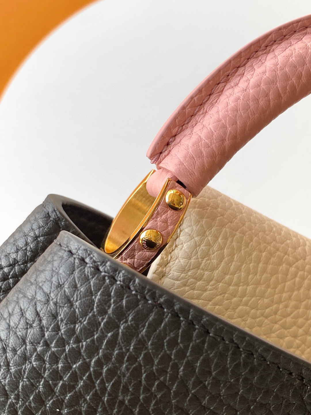 Louis Vuitton 全钢 M20845进口牛皮黑色配浅樱花粉色花卉三拼