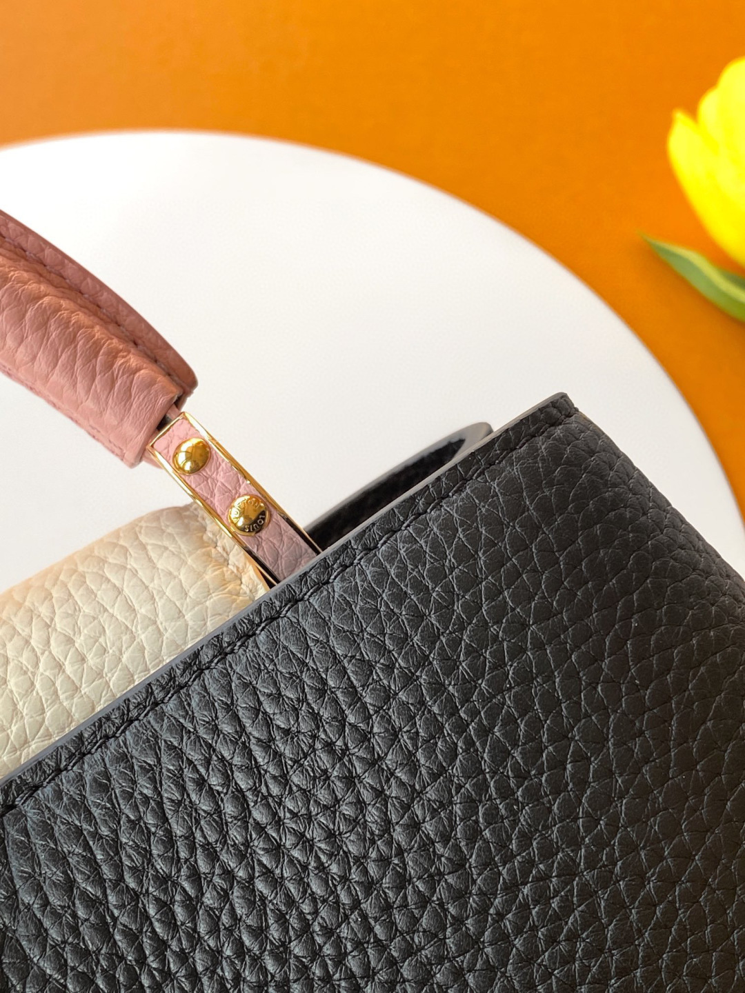 Louis Vuitton 全钢 M20844进口牛皮黑色配浅樱花粉色花卉三拼