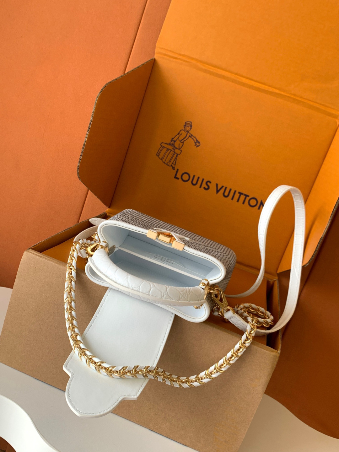 Louis Vuitton 全钢五金 采用原进口皮 原进口水晶钻 全手工镶嵌水晶钻 超迷你M83087黑