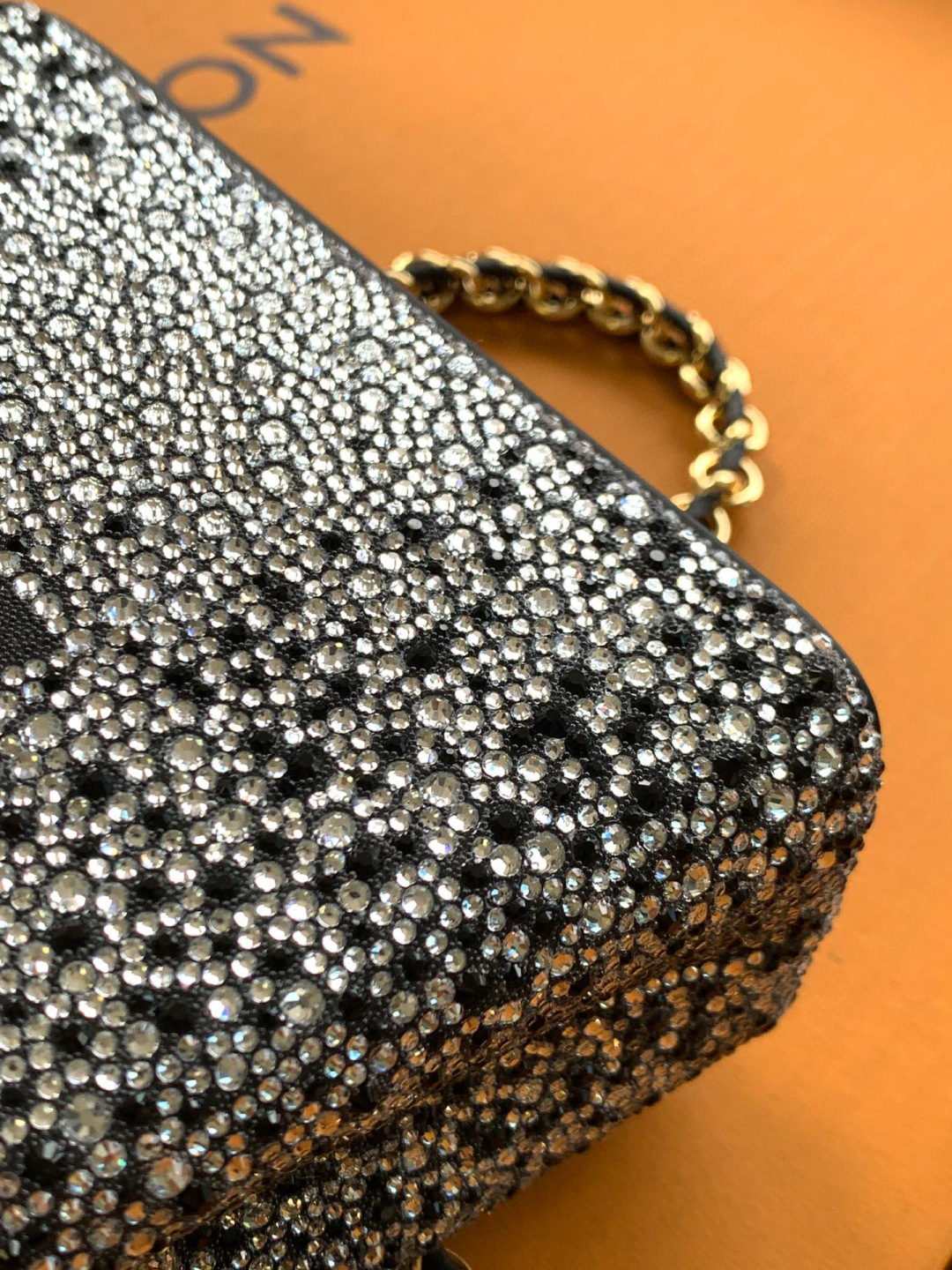 Louis Vuitton 全钢五金 采用原进口皮 原进口水晶钻 全手工镶嵌水晶钻 超迷你M83087黑