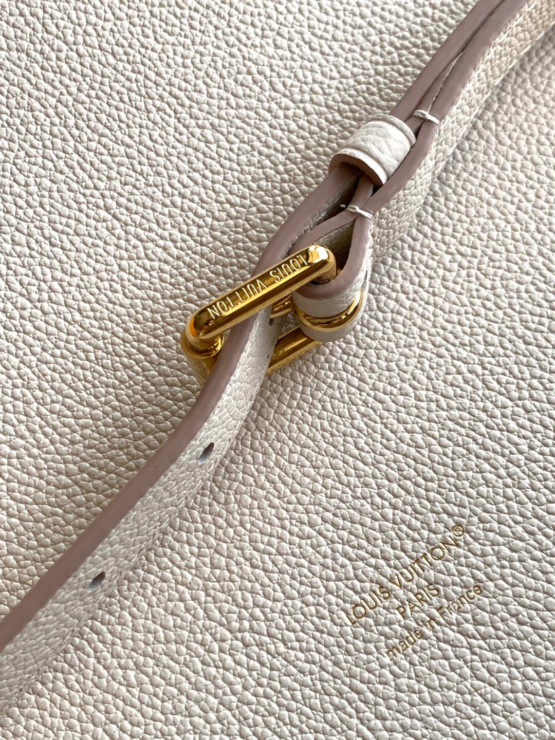 Louis Vuitton 全钢变码芯片M14977奶油色