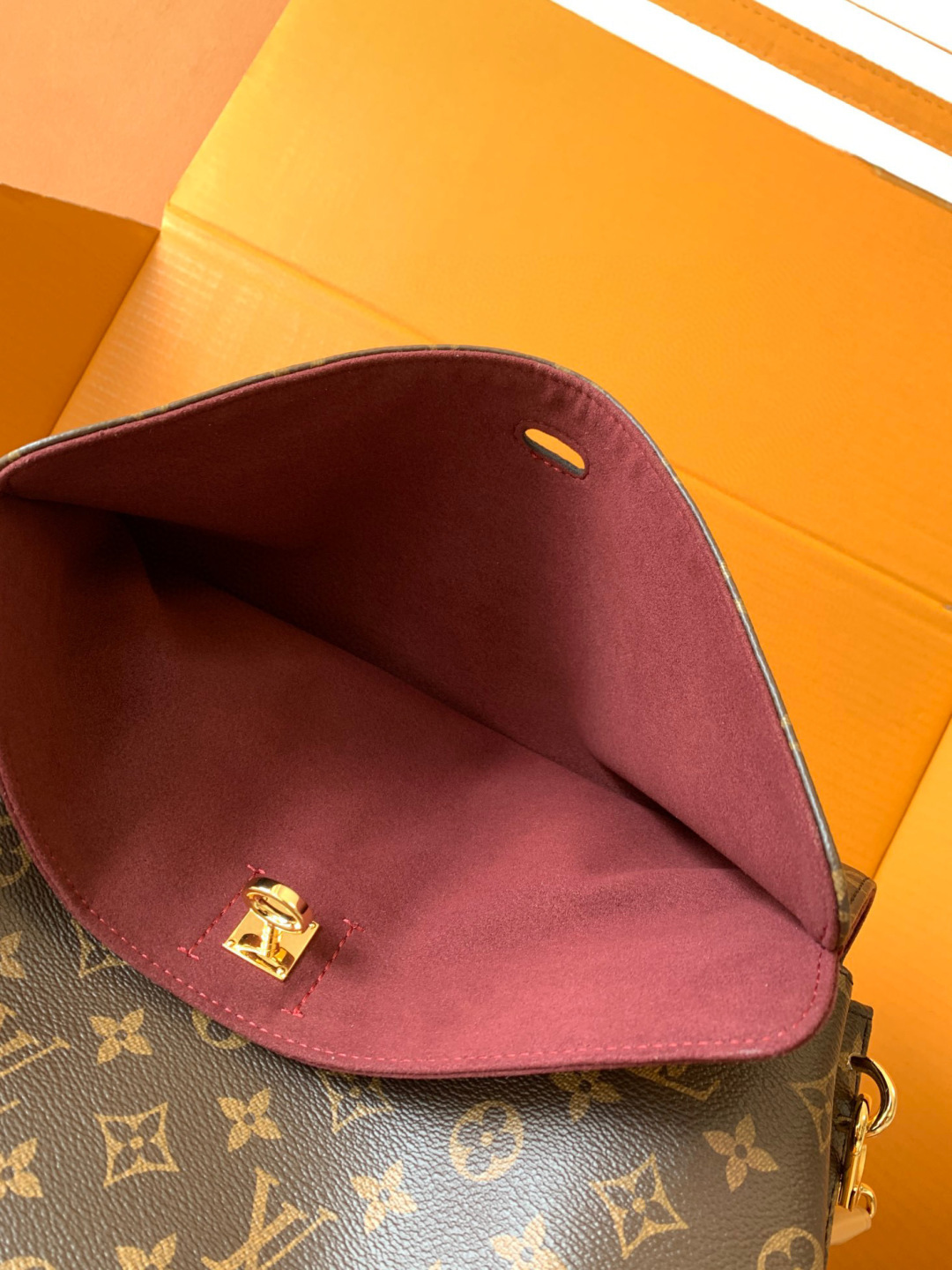 Louis Vuitton 全钢天花板，163动态码