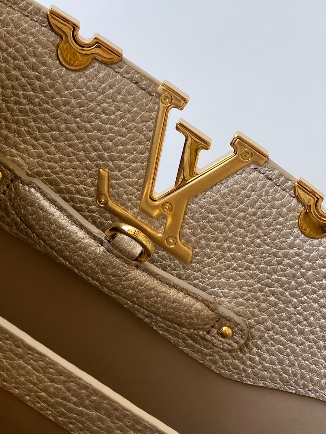 Louis Vuitton 变码芯片版 全钢五金 进口牛皮 M22437金属卡其色金扣