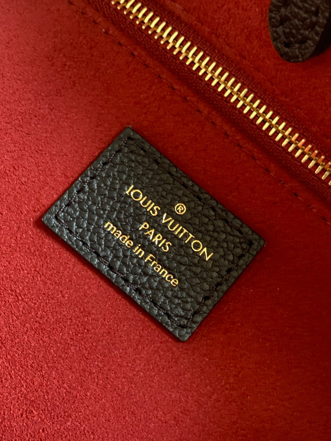 Louis Vuitton OnTheGo 小号手袋