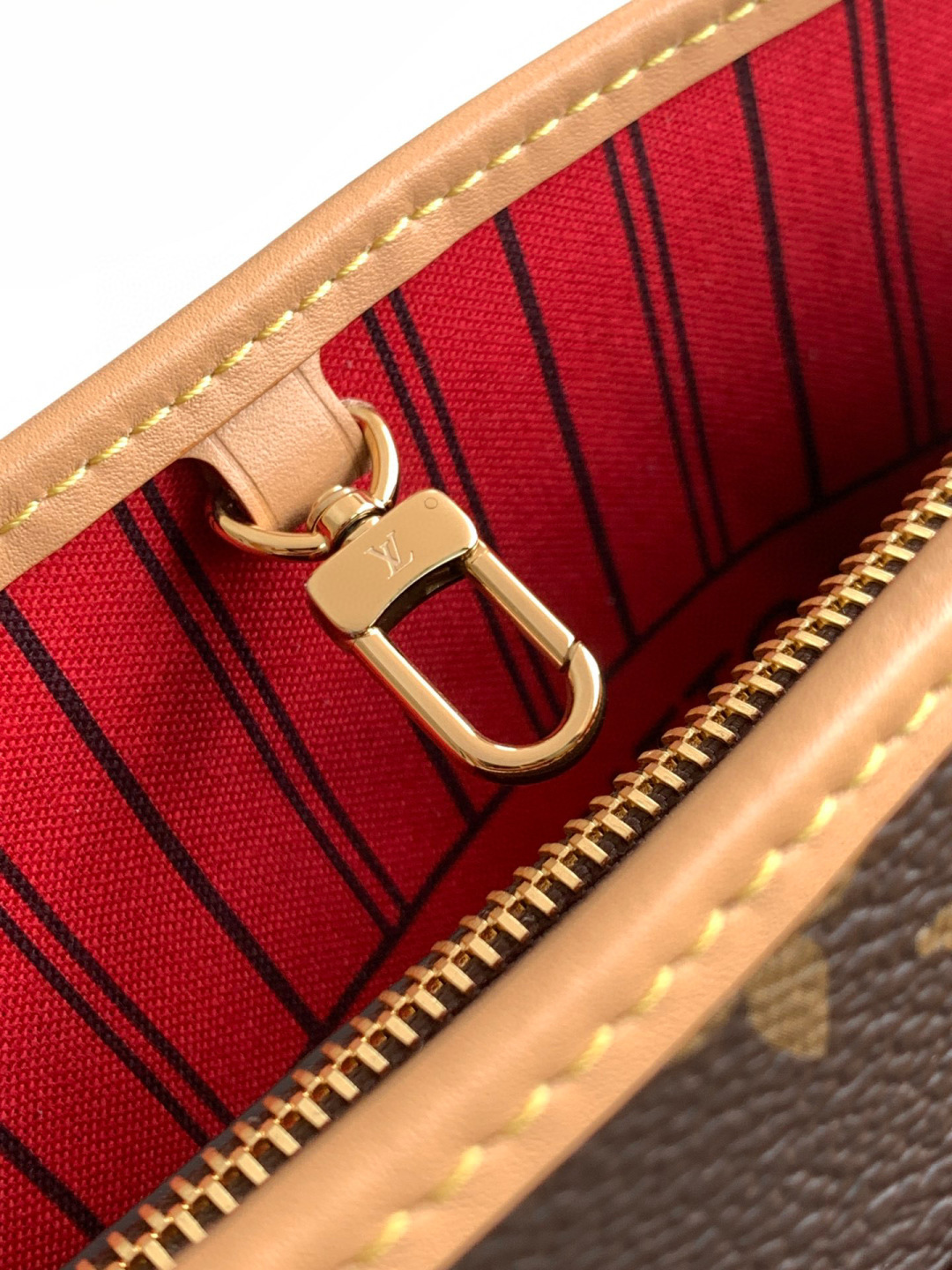 Louis Vuitton 全钢五金 进口皮料 变码芯片M15208老花