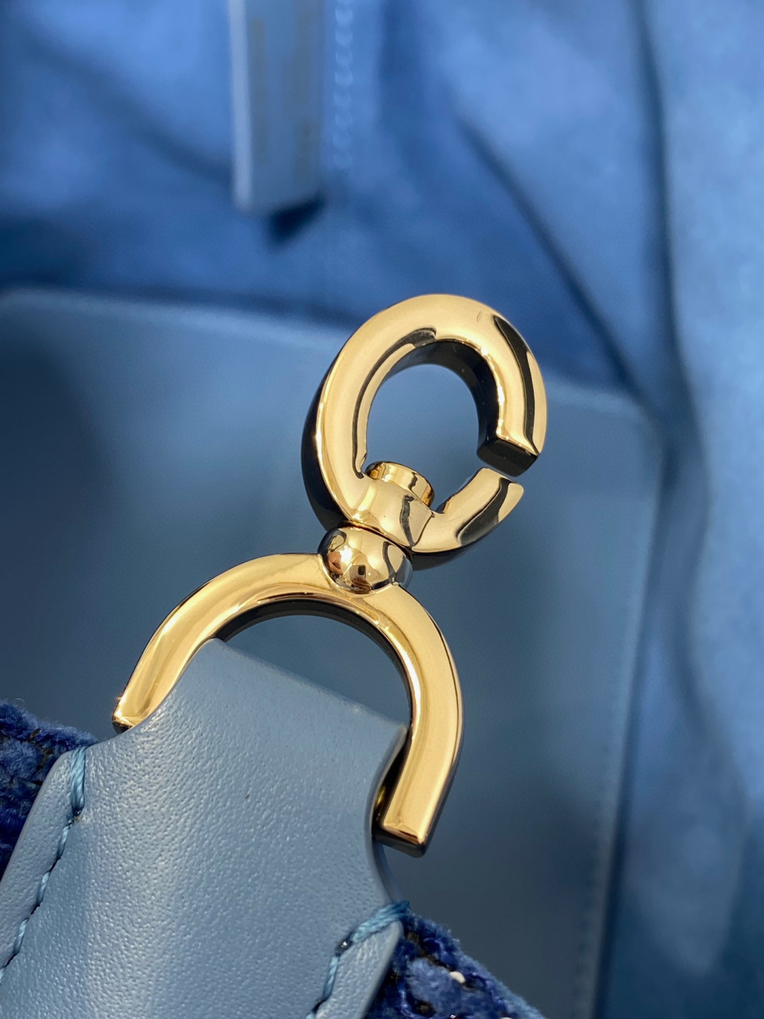 Dior 小号Toujours粗花呢系列 富家千金风 同样的单品不同的风格 独特的材质