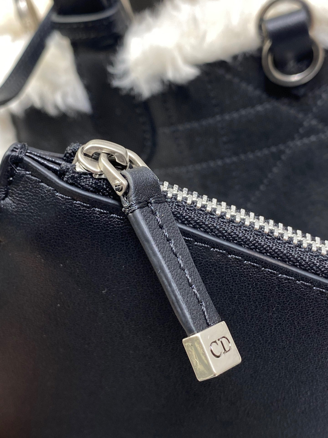 Dior 中号Toujours系列羊毛款