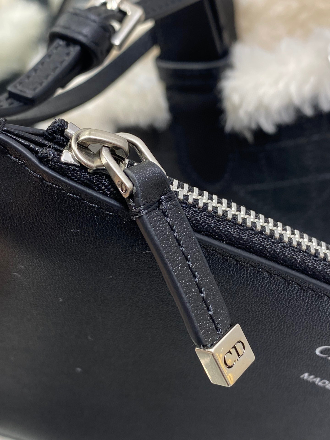 Dior 小号Toujours系列羊毛款
