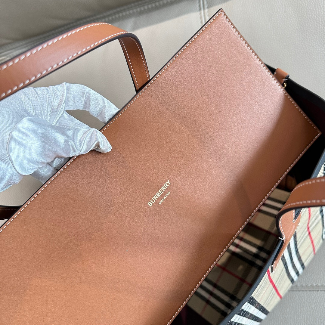 Burberry bur双面托特包