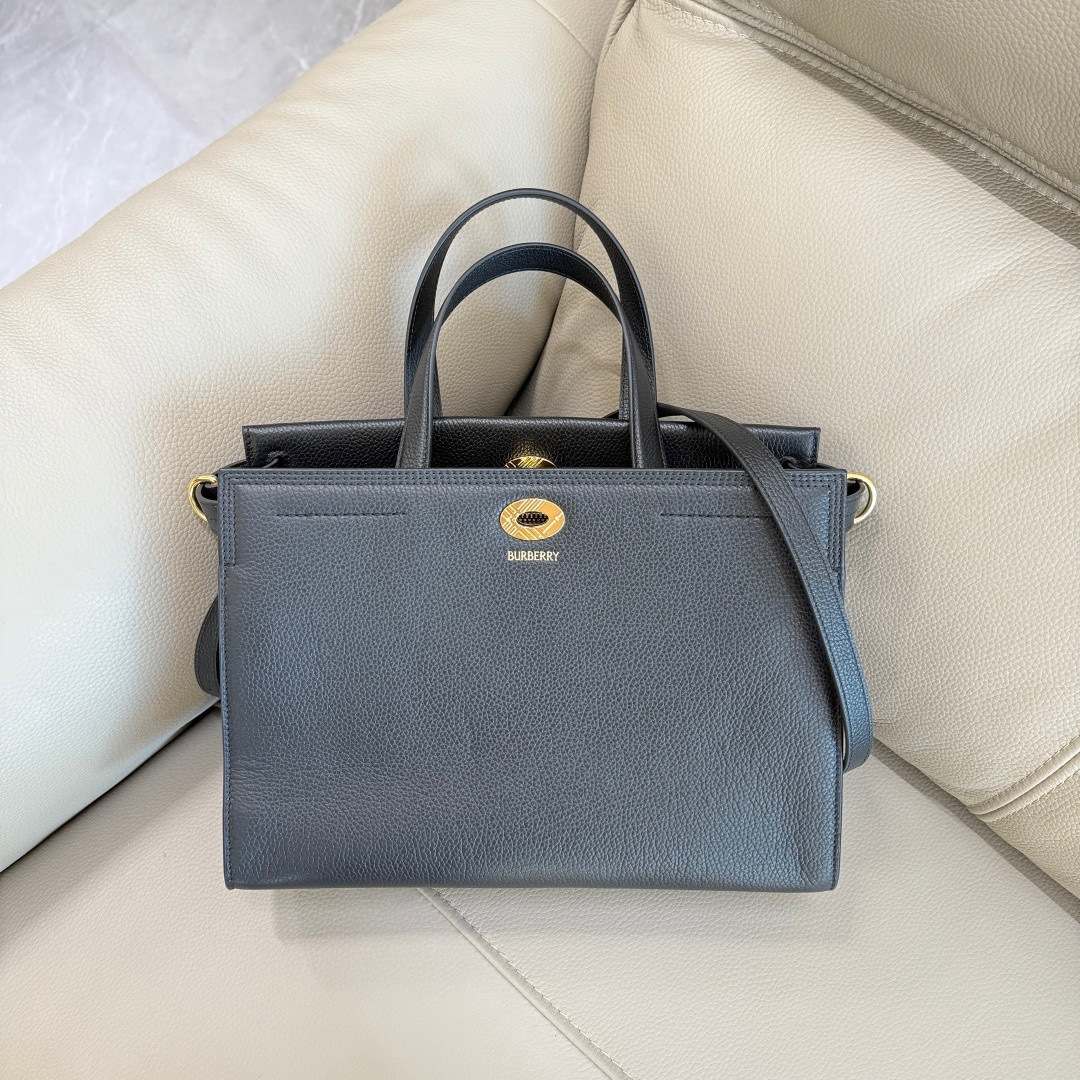 Burberry 中号 B家新款托特包 用于意大利进口粒纹小牛皮面料打造 搭配棉质混纺内衬