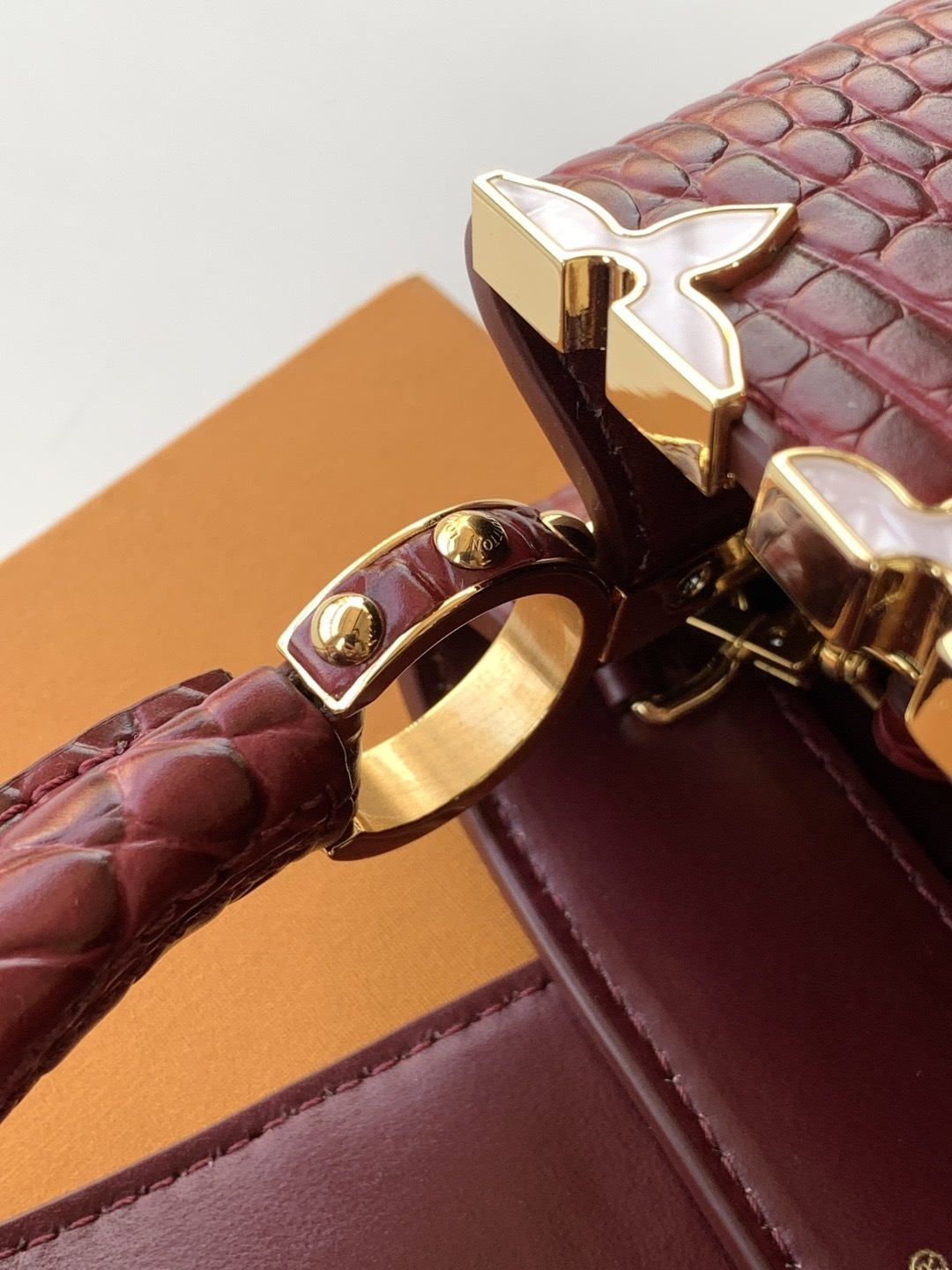 Lacoste 独家定制 精品级别 全钢五金M86153进口酒红亮光鳄鱼纹金扣动态163c01 动态变码