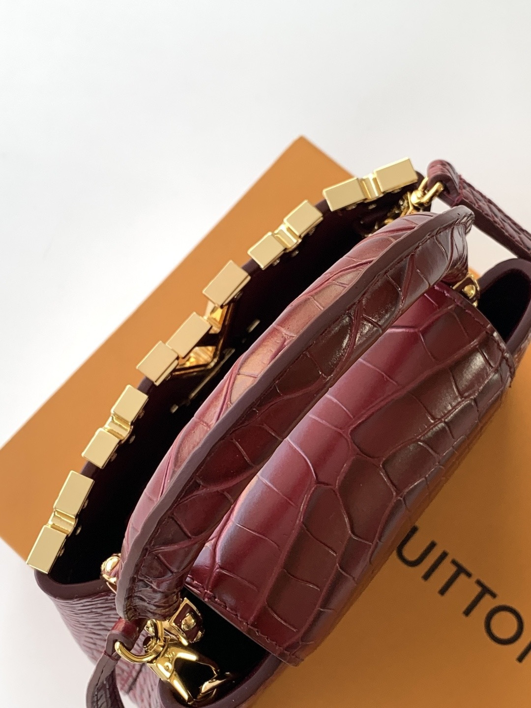 Lacoste 独家定制 精品级别 全钢五金M86153进口酒红亮光鳄鱼纹金扣动态163c01 动态变码
