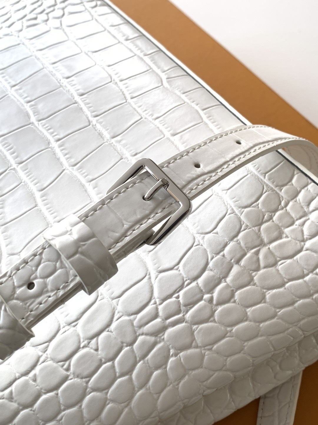 Lacoste 全钢五金 独家定制 精品级别M92173进口白色亮光鳄鱼纹银扣